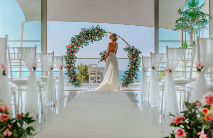 //www.jet2holidays.com/-/media/custom overview images/j2w/hd_louisivimare-wedding-12_1631621659.jpg